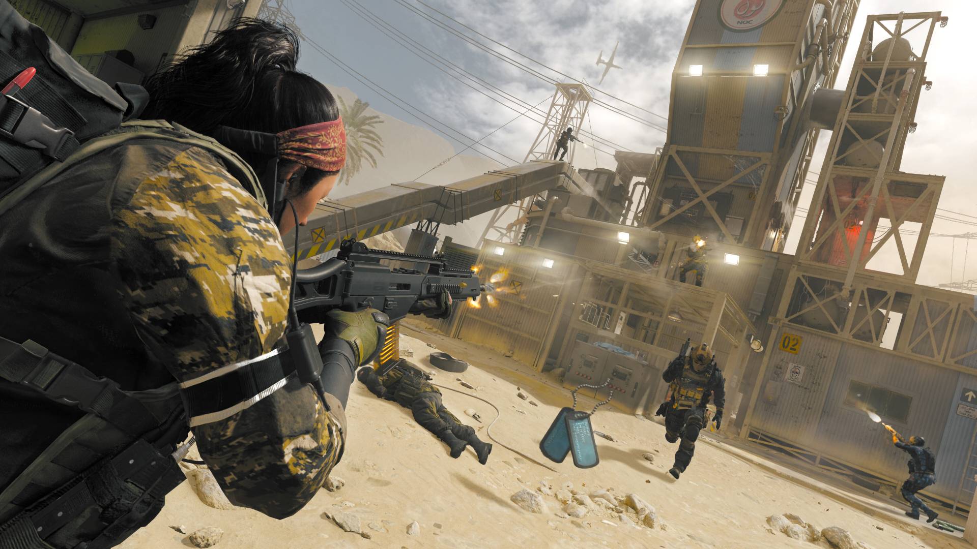 Soldiers fighting over dog tags in Kill Confirmed in Modern Warfare 3